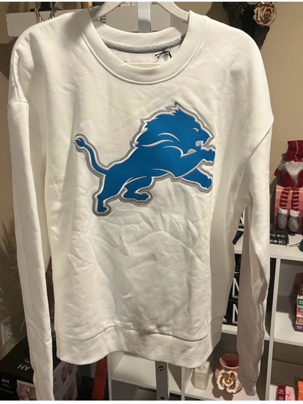 Antigua White Sweatshirt with Blue Detroit Lions Logo